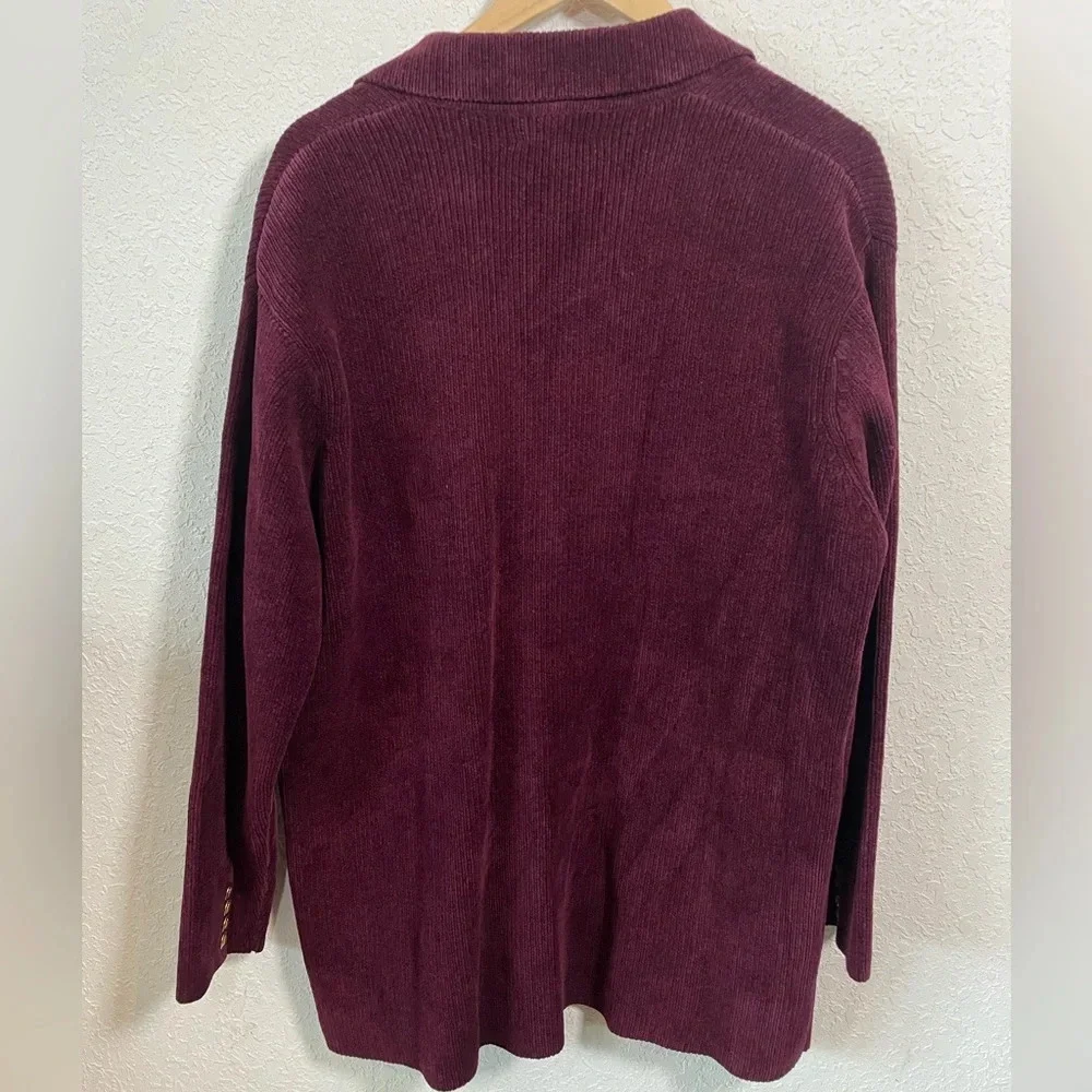 Lauren Ralph Lauren Burgundy Knit Blazer with Gold Crest Buttons - Picture 4 of 11
